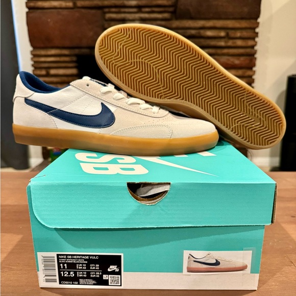 Nike SB Heritage Vulc “Summit White Navy” / Sz. 11 / DS (New) - Picture 1 of 7